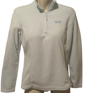 Jack Wolfskin fleece pullover.